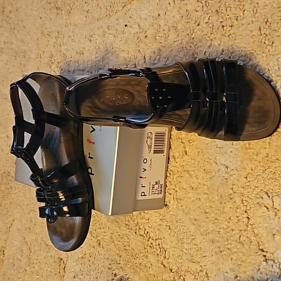 Black patent sandals - Picture 1 of 4